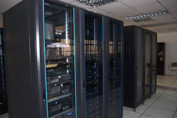 it運(yùn)維_移動 it運(yùn)維_it專業(yè)linux系統(tǒng)網(wǎng)絡(luò)運(yùn)維講師個人介紹