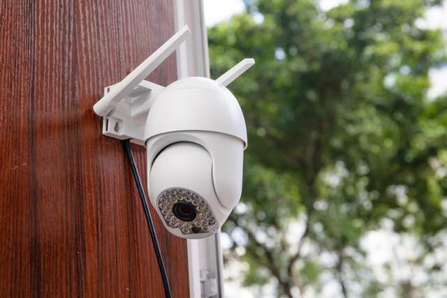 紅外彩色網(wǎng)絡(luò)攝像機監(jiān)控安裝監(jiān)控_武漢監(jiān)控安裝_寶安監(jiān)控安裝